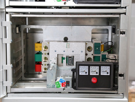 GCS低压抽出式开关柜